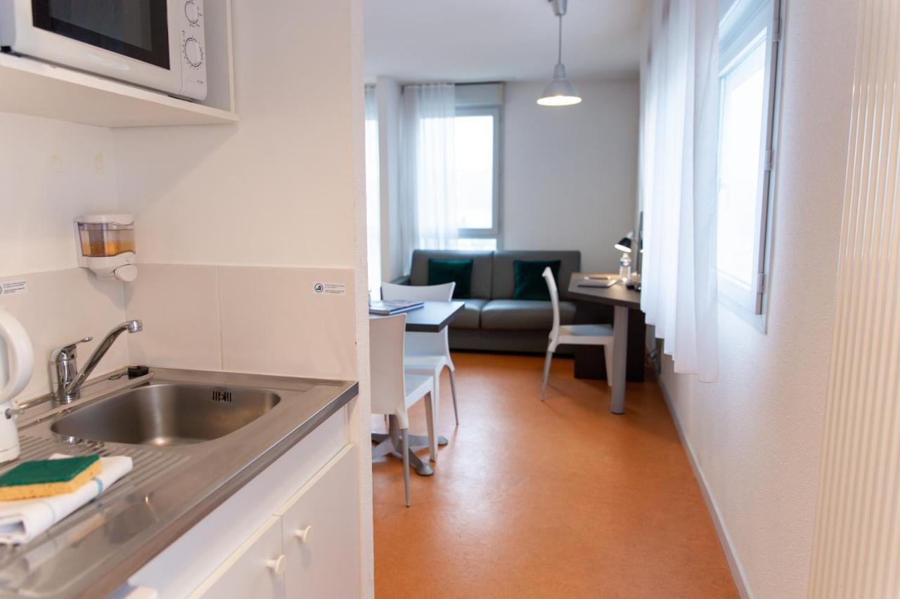 Comfort Aparthotel Besancon Hauts Du Chazal Eksteriør bilde