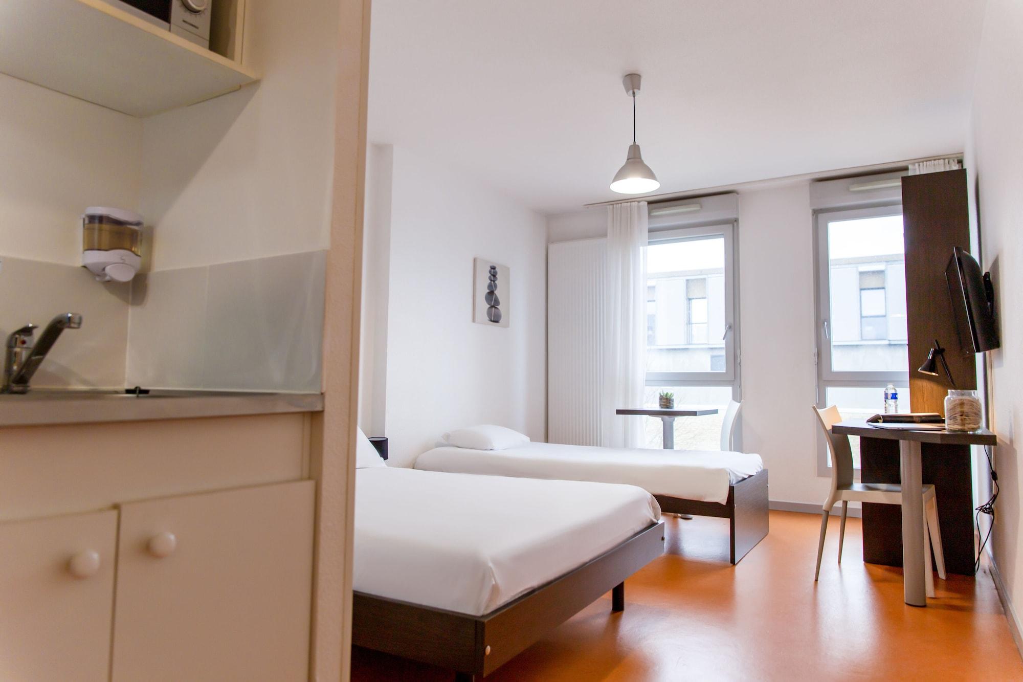 Comfort Aparthotel Besancon Hauts Du Chazal Eksteriør bilde