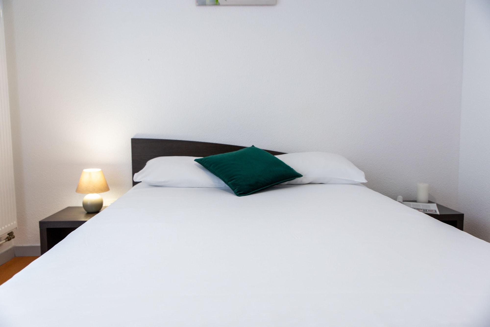 Comfort Aparthotel Besancon Hauts Du Chazal Eksteriør bilde
