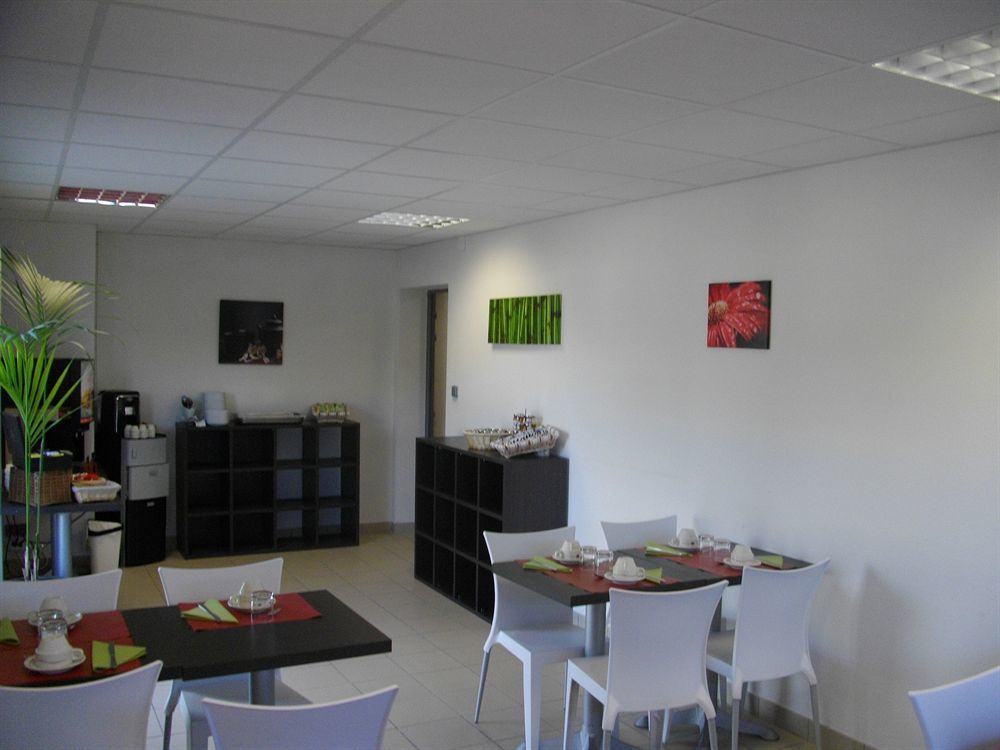 Comfort Aparthotel Besancon Hauts Du Chazal Eksteriør bilde