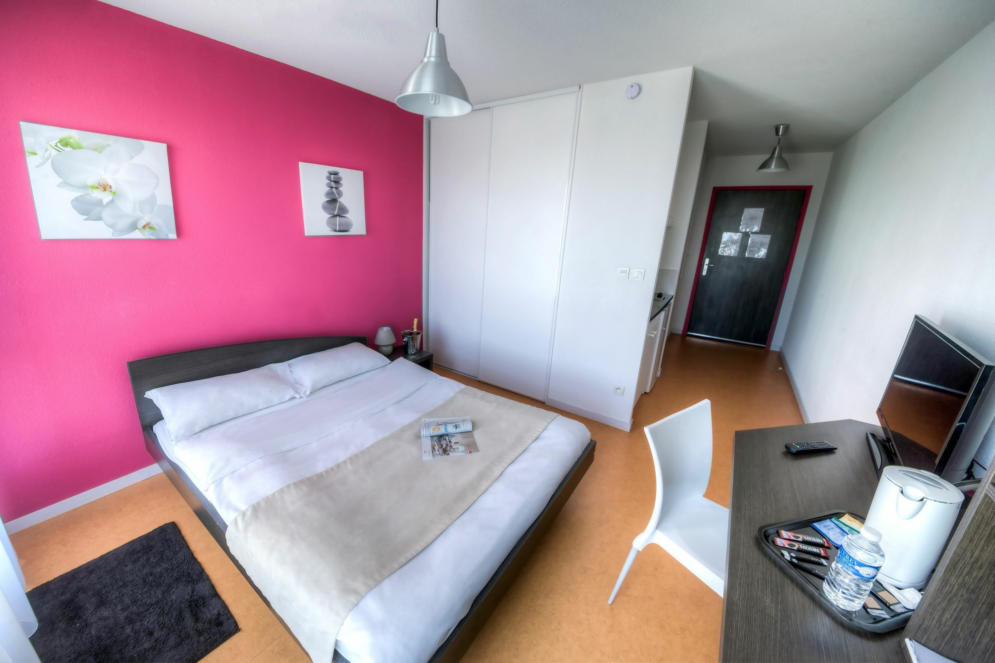 Comfort Aparthotel Besancon Hauts Du Chazal Eksteriør bilde